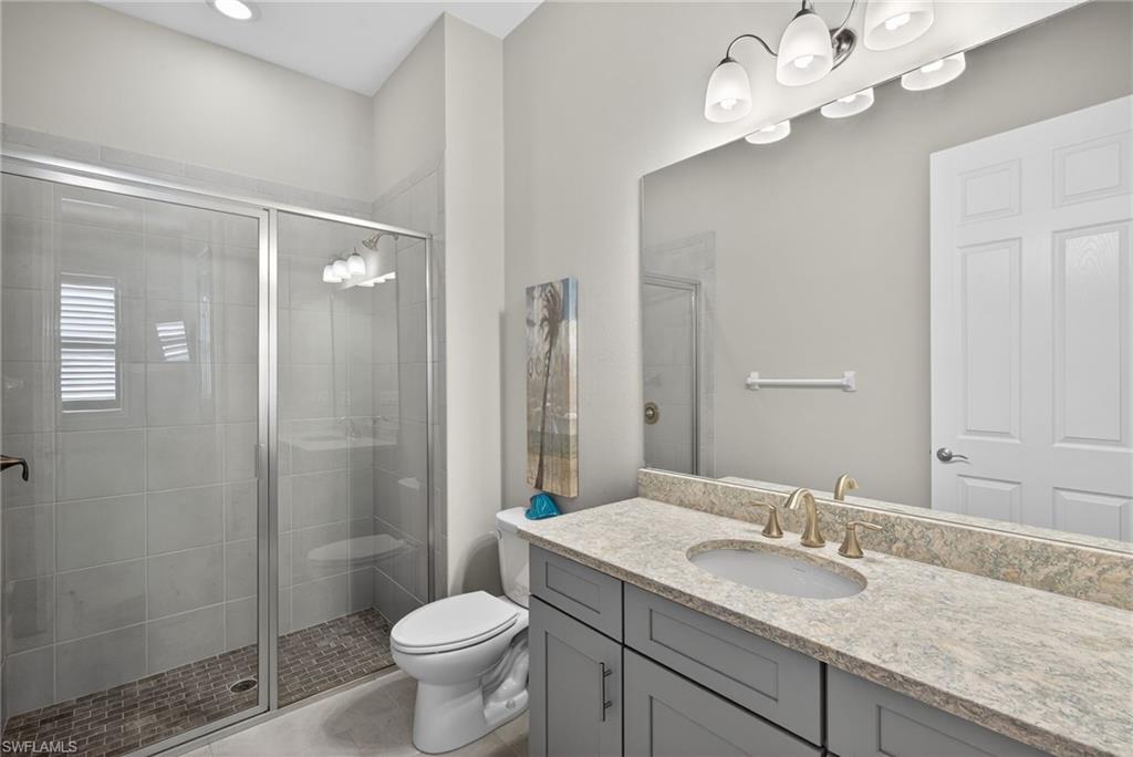 SAVANNAH LAKES - Residential