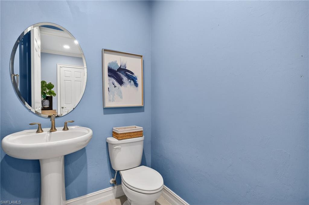 SAVANNAH LAKES - Residential