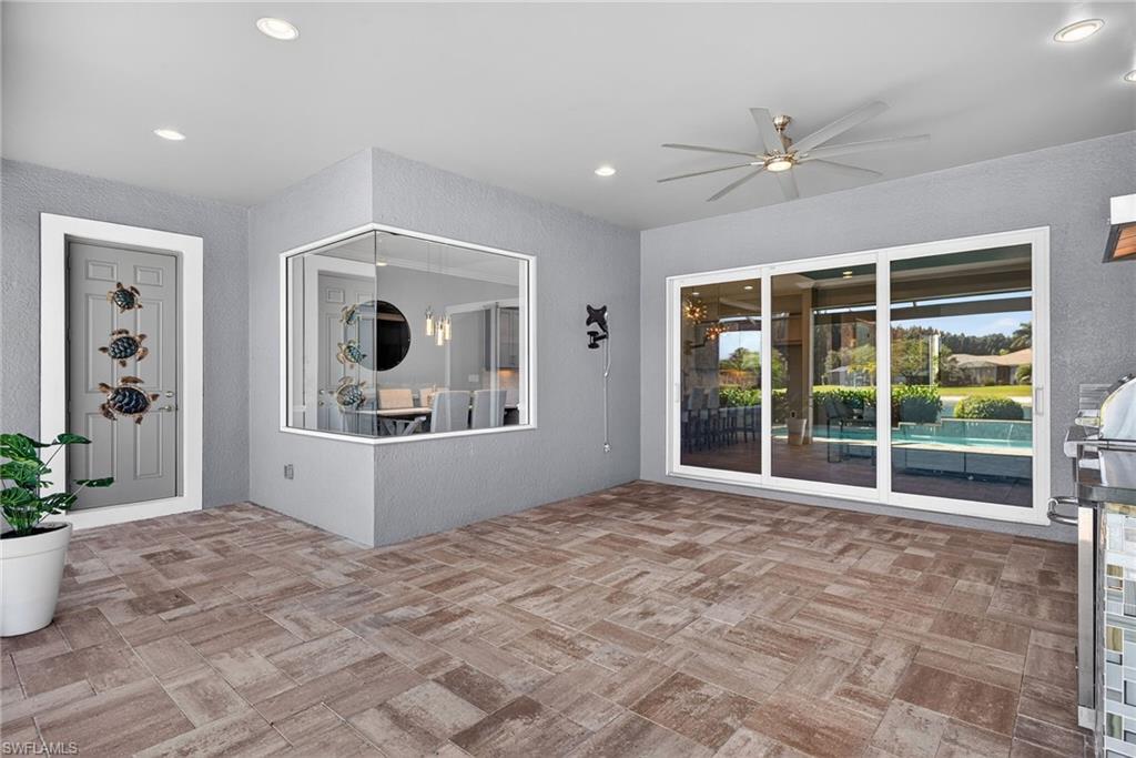 SAVANNAH LAKES - Residential