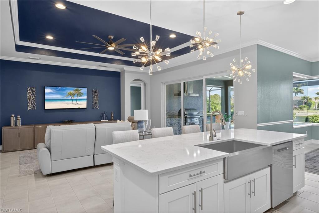 SAVANNAH LAKES - Residential