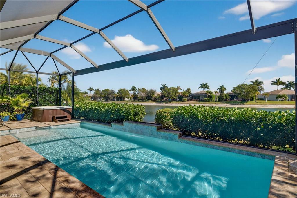 SAVANNAH LAKES - Residential