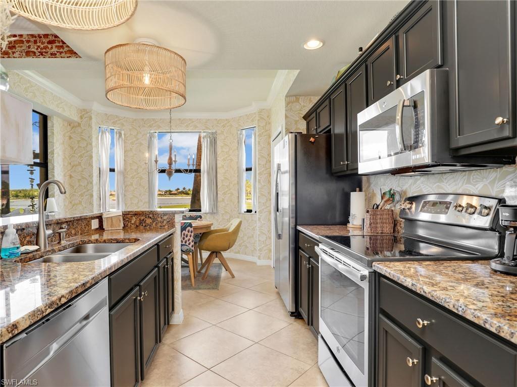 BONITA NATIONAL GOLF AND COUNTRY CLUB - Residential