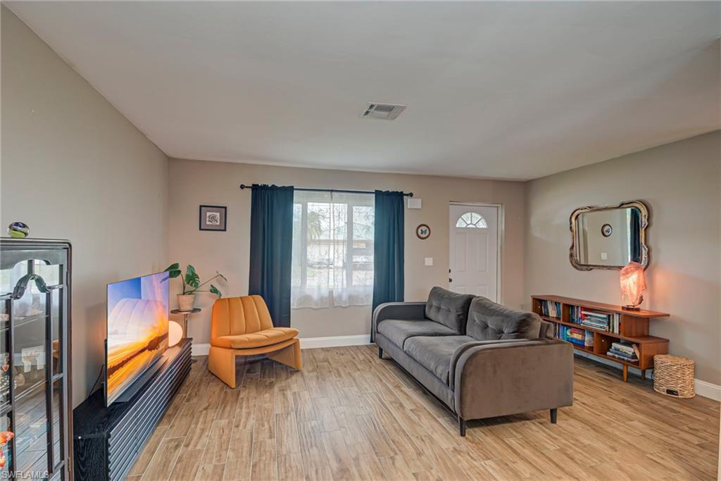 WATERWAY SHORES - Residential