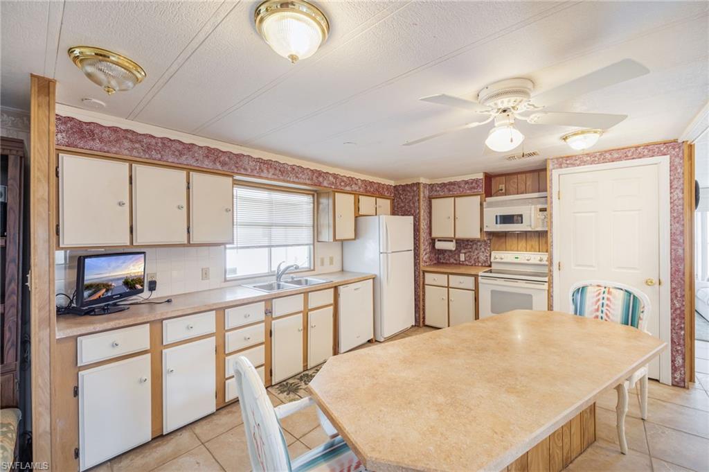 BLUE SKYS MOBILE HOME PARK - Residential