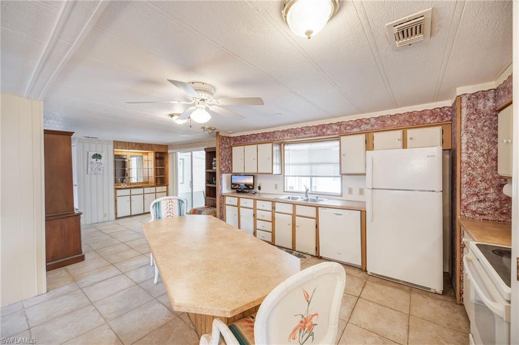 BLUE SKYS MOBILE HOME PARK - Residential