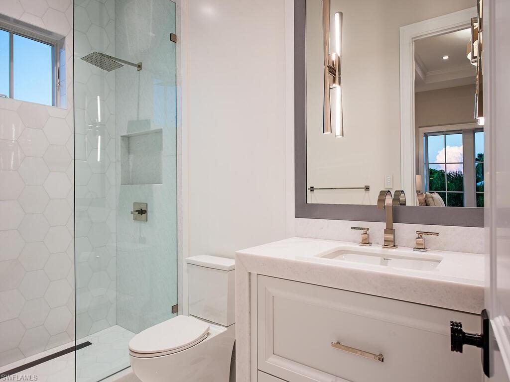 AQUALANE SHORES - Residential