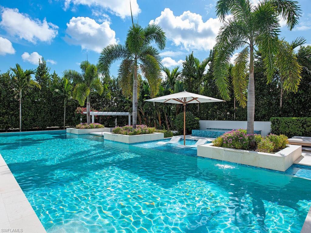 AQUALANE SHORES - Residential