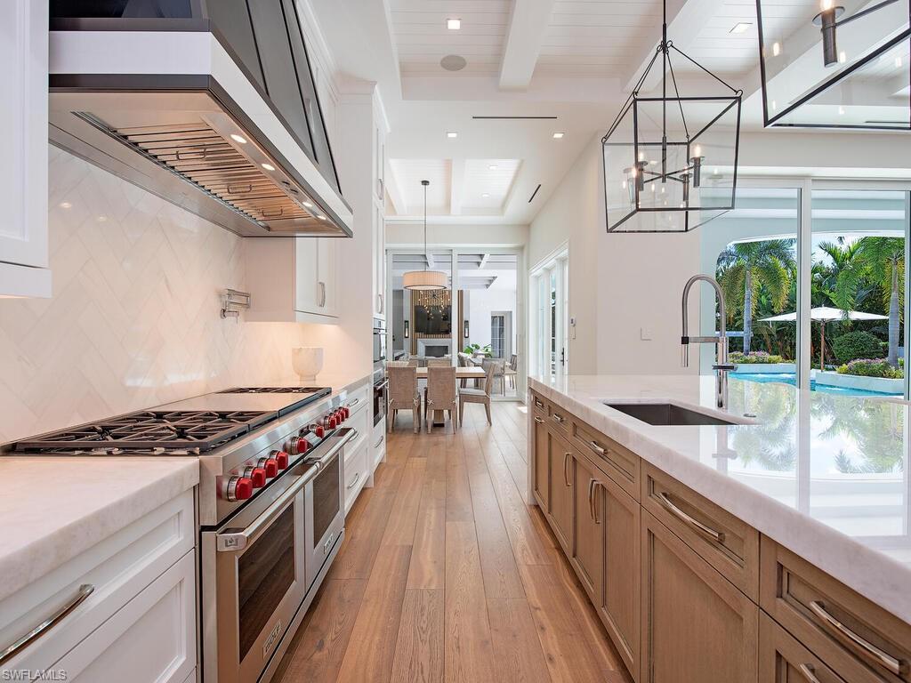 AQUALANE SHORES - Residential