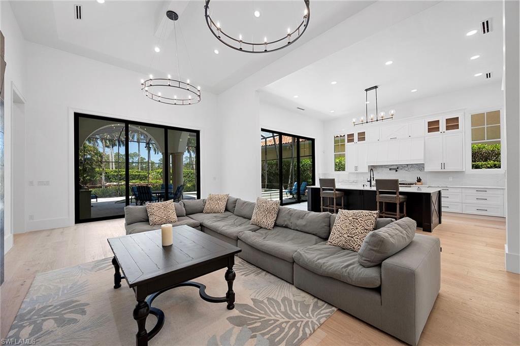 NORMAN ESTATES AT TIBURON - Residential Lease