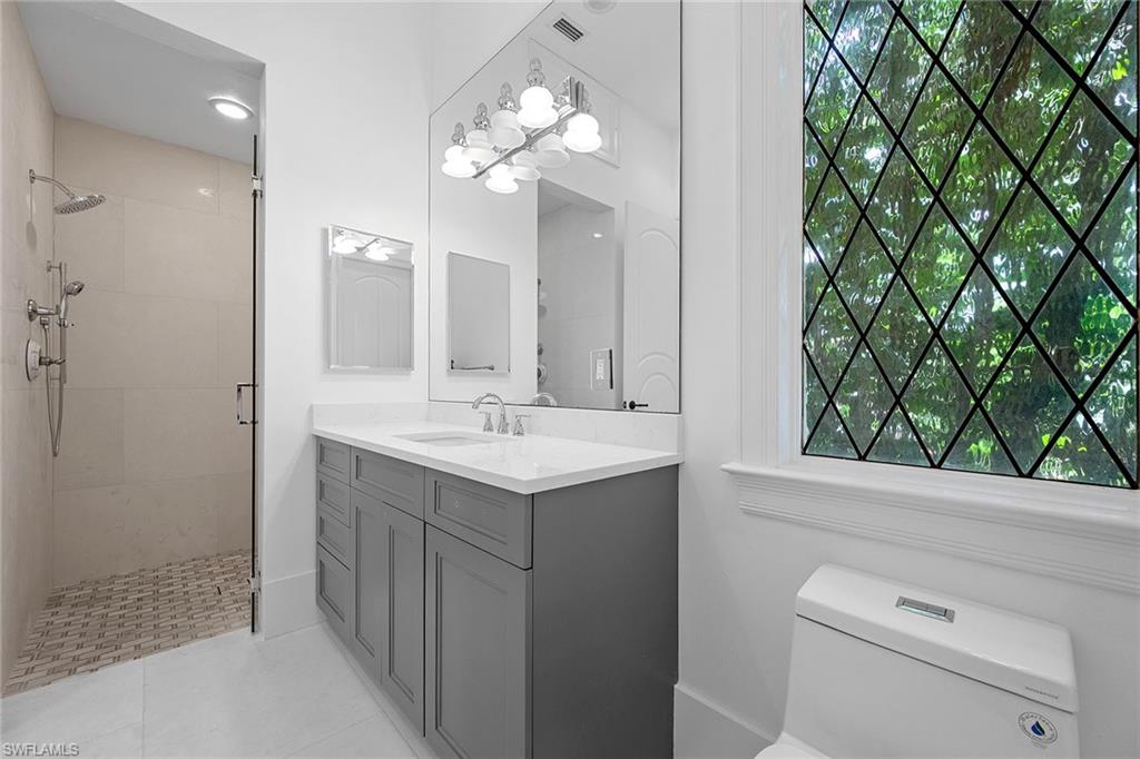 NORMAN ESTATES AT TIBURON - Residential Lease