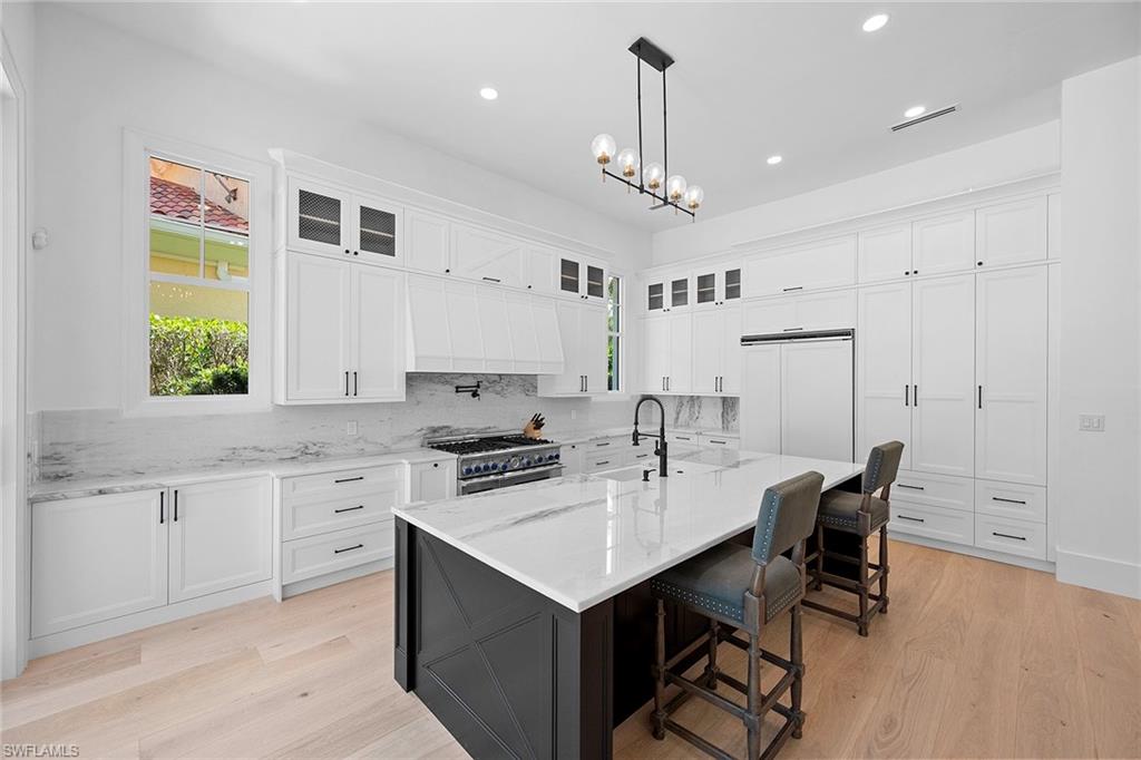 NORMAN ESTATES AT TIBURON - Residential Lease