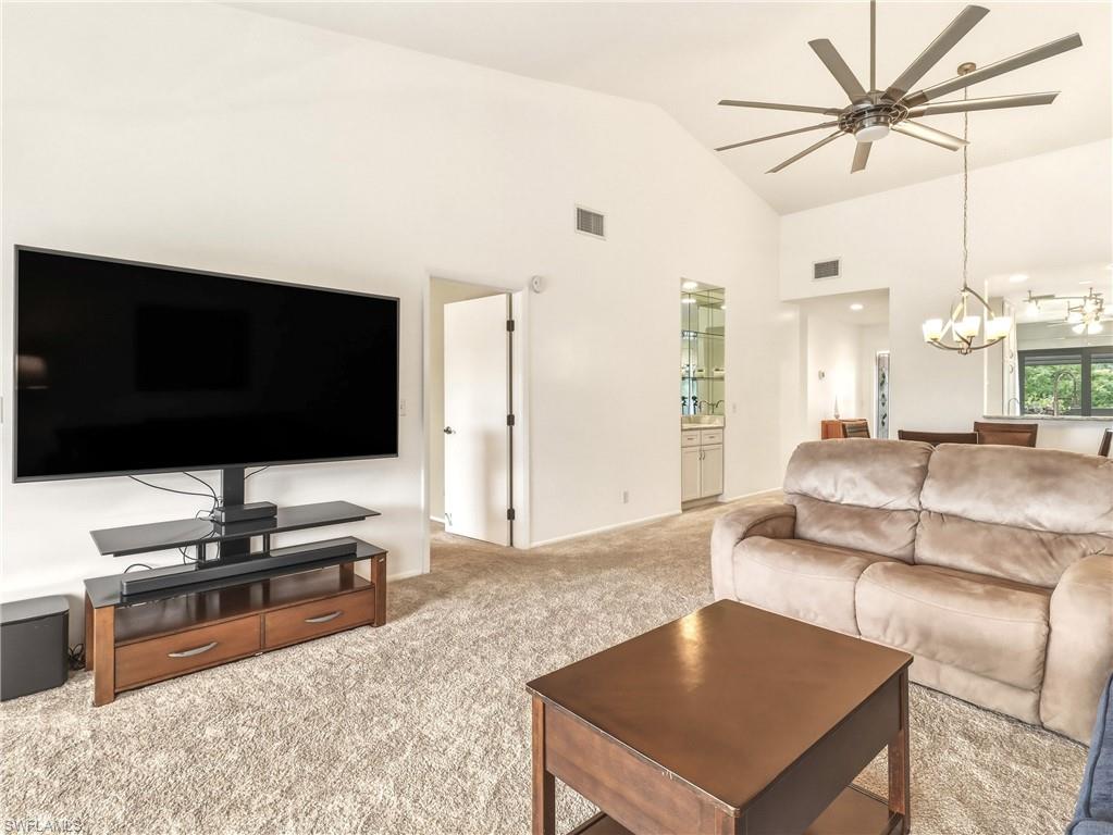 ADMIRALTY YACHT & RACQUET CLUB - Residential