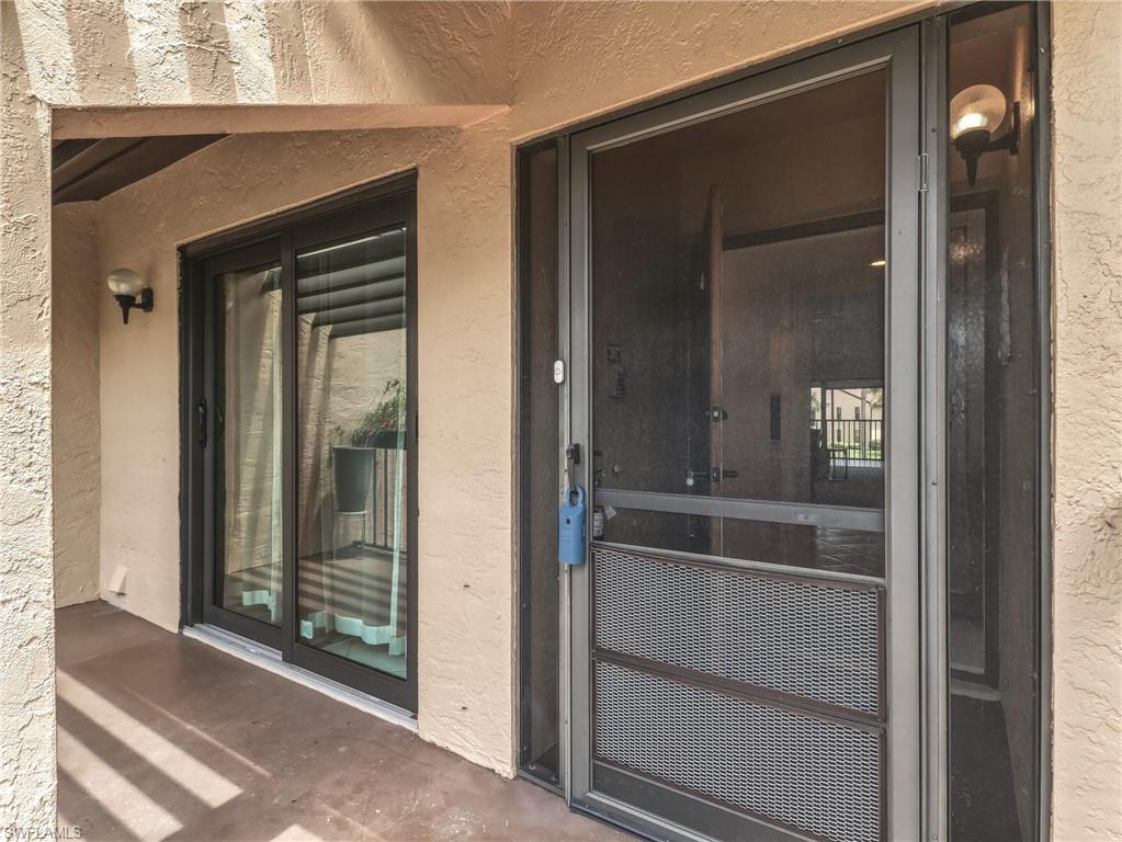 ADMIRALTY YACHT & RACQUET CLUB - Residential