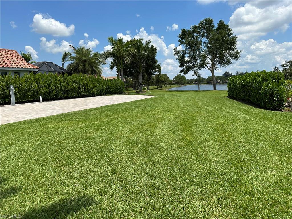 GOLDEN PALMS LUXURY MOTORCOACH RESORT - Land