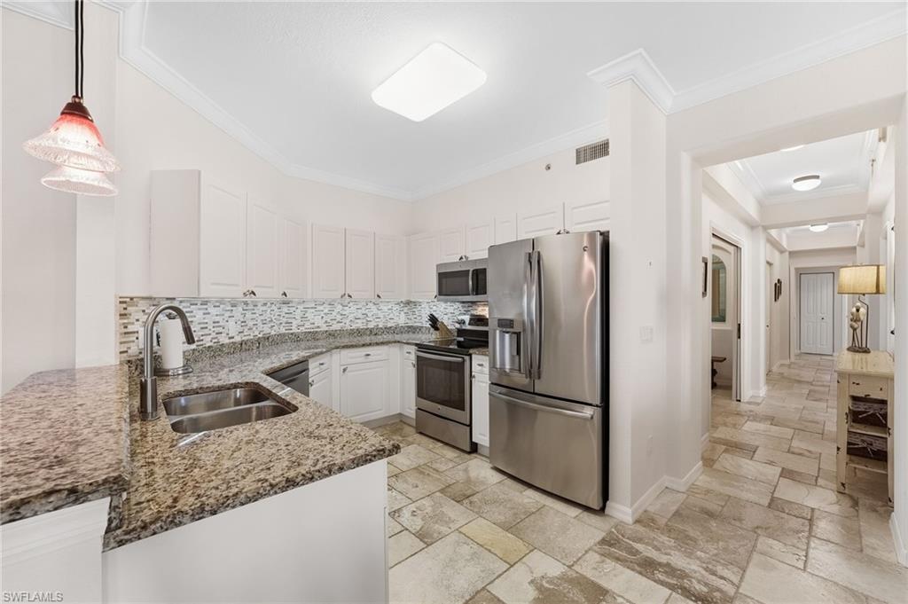 FISHERMAN'S COVE - Residential