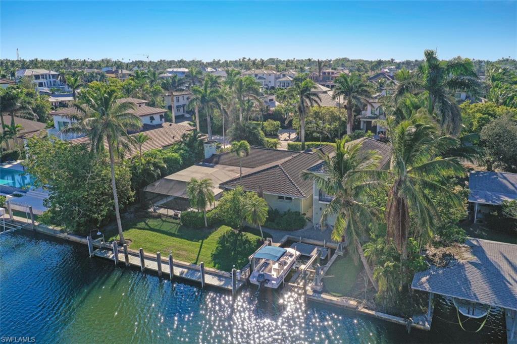 AQUALANE SHORES - Residential