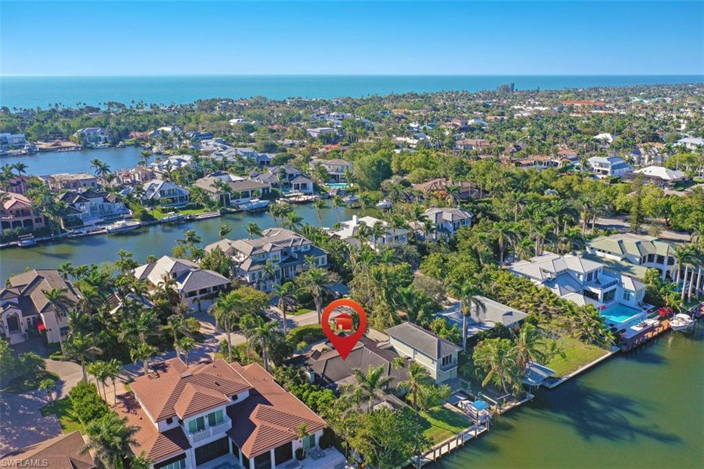 AQUALANE SHORES - Residential