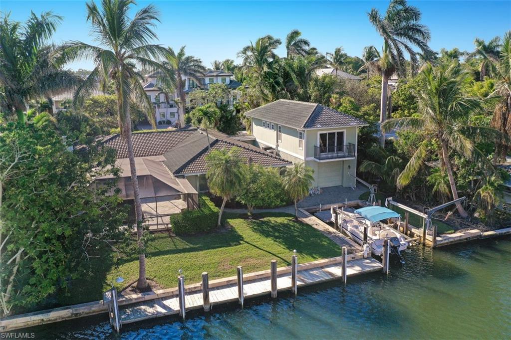 AQUALANE SHORES - Residential