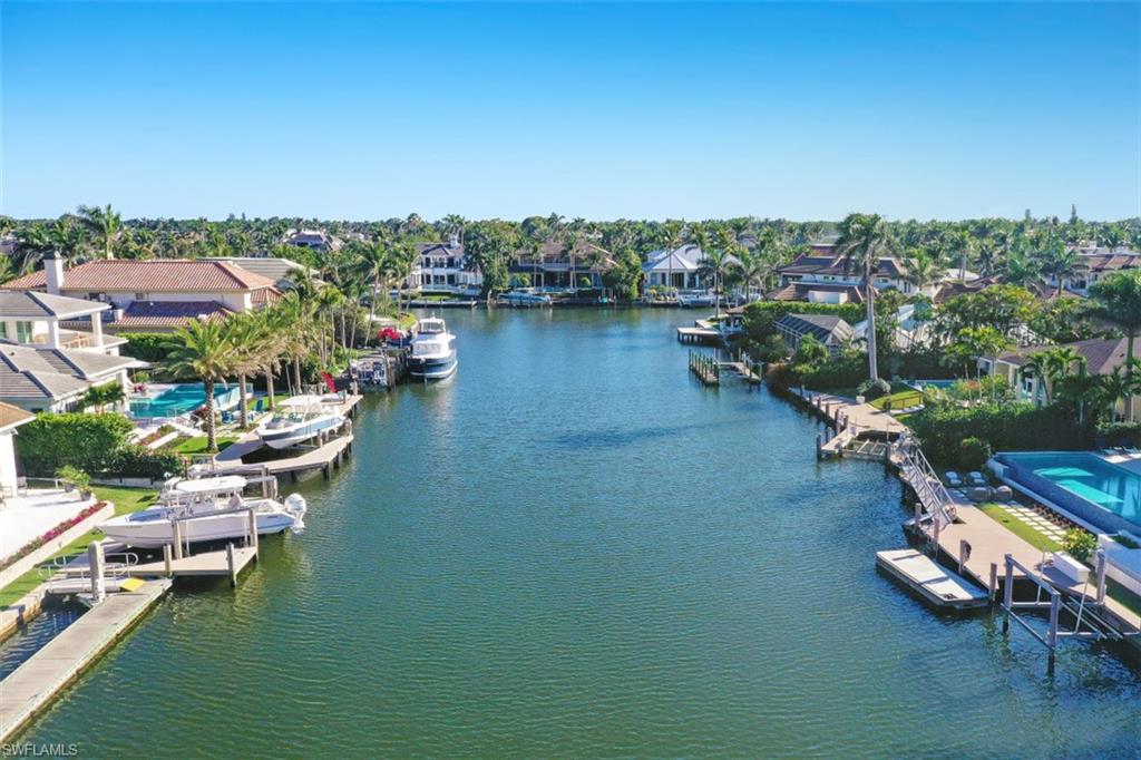 AQUALANE SHORES - Residential