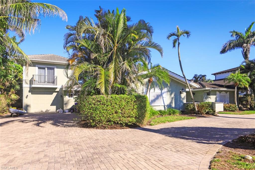 AQUALANE SHORES - Residential