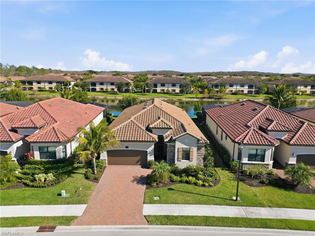 BONITA NATIONAL GOLF AND COUNTRY CLUB - Residential