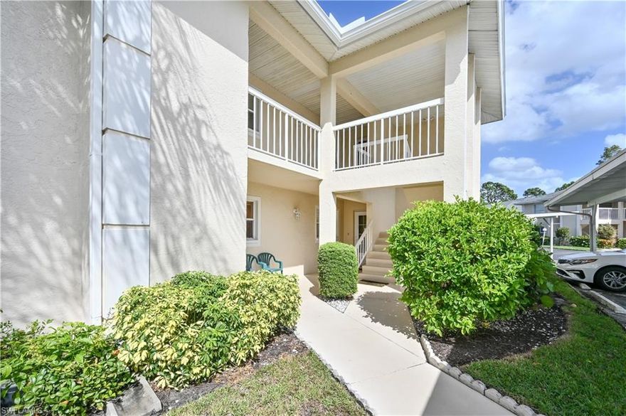 Gorgeous 3 bedroom/2 bath condo in wonderful Berkshire Lakes. This unit has been immaculately cared for and updated. Enjoy this pet friendly community with multiple pools, clubhouse, shopping, restaurants, and peaceful lakefront walking path. This will not last long!