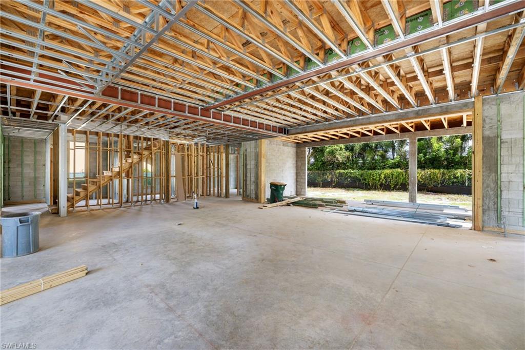 PELICAN BAY WOODS - Residential