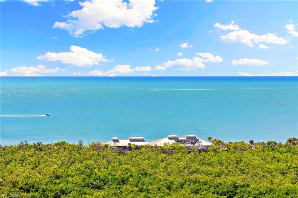 PELICAN BAY WOODS - Residential