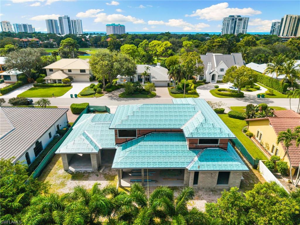 PELICAN BAY WOODS - Residential