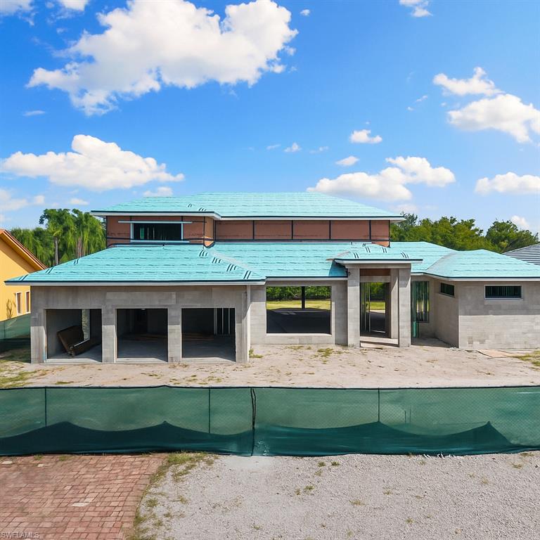 PELICAN BAY WOODS - Residential