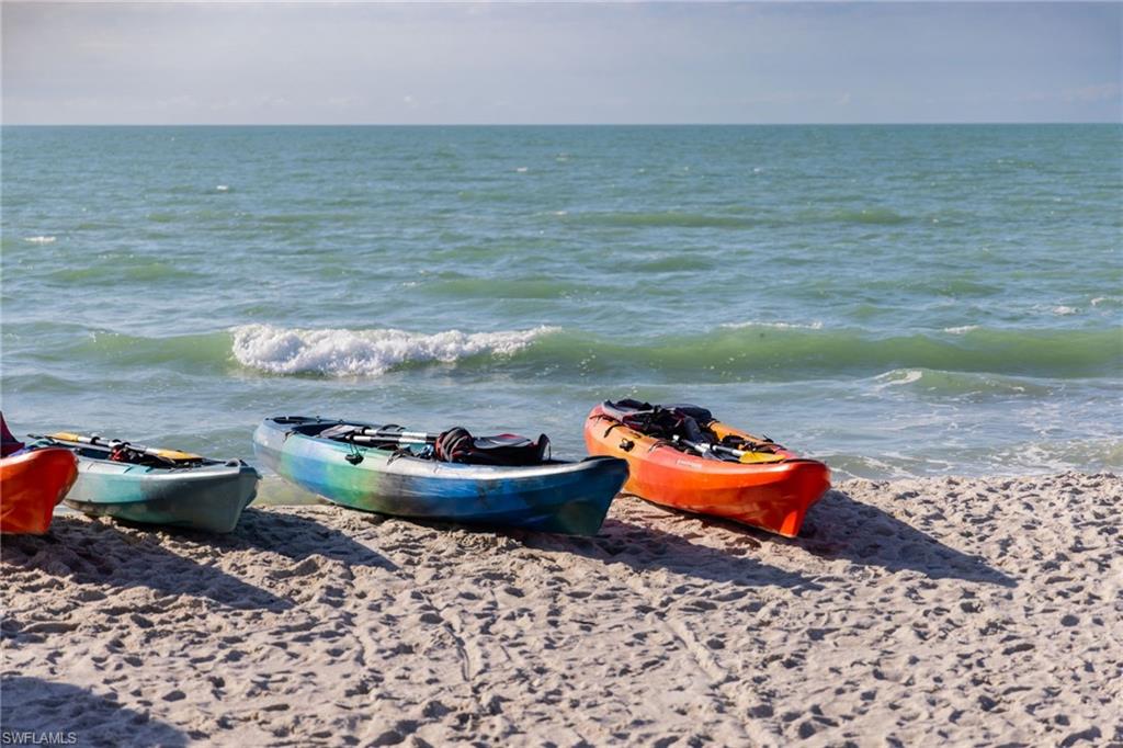 PELICAN BAY WOODS - Residential