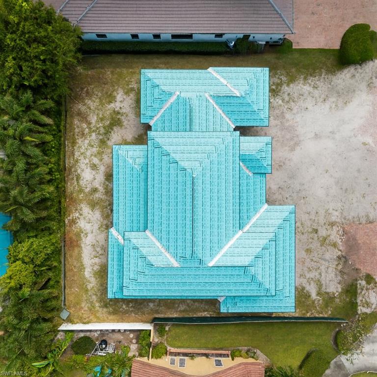 PELICAN BAY WOODS - Residential