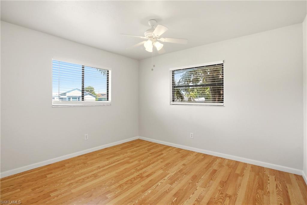 SAN CARLOS PARK - Residential