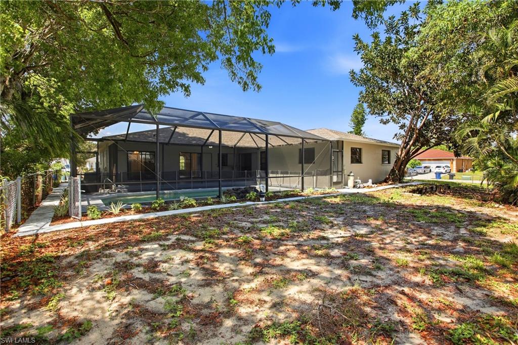 SAN CARLOS PARK - Residential