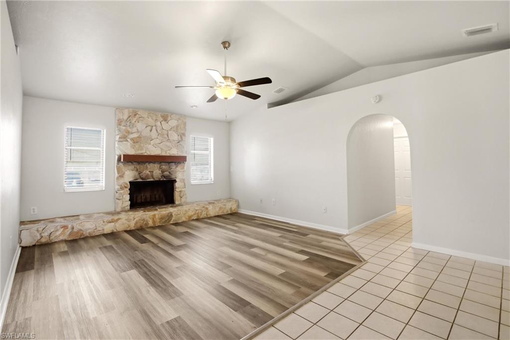 SAN CARLOS PARK - Residential