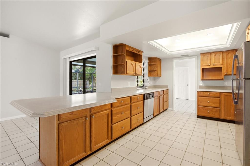 SAN CARLOS PARK - Residential