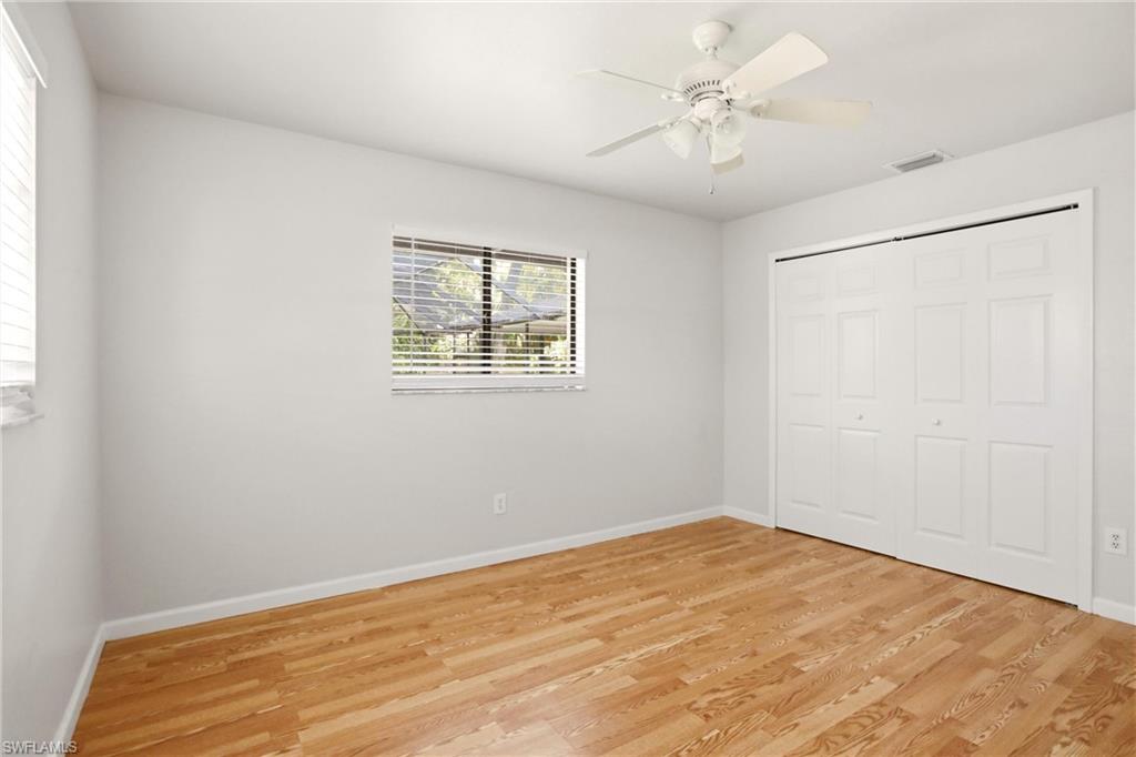 SAN CARLOS PARK - Residential