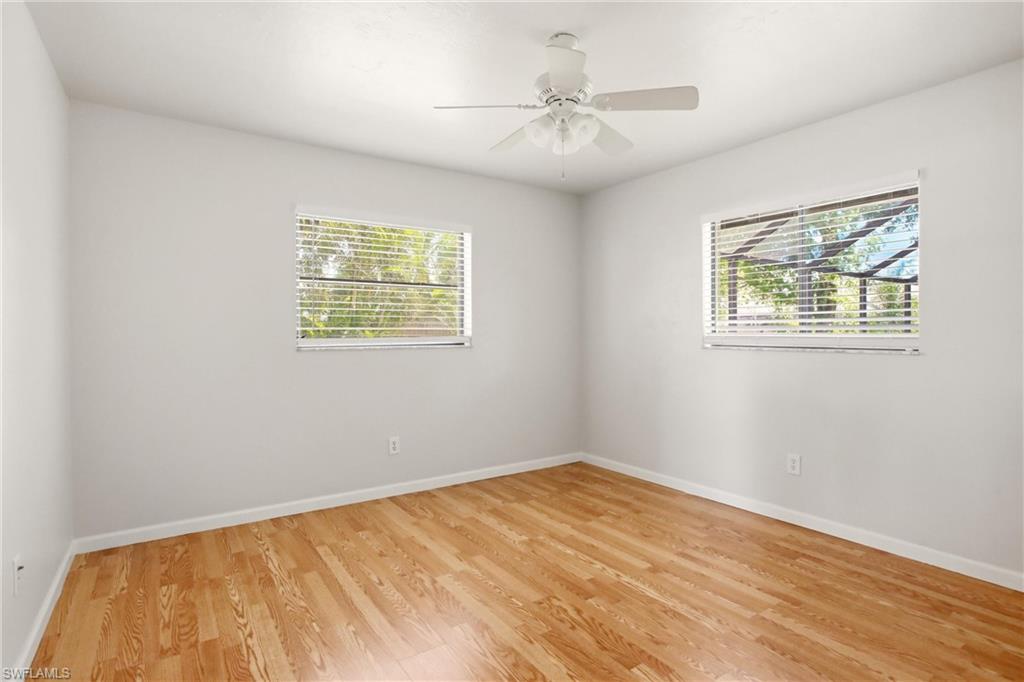 SAN CARLOS PARK - Residential