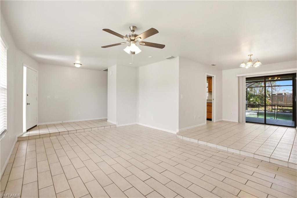 SAN CARLOS PARK - Residential