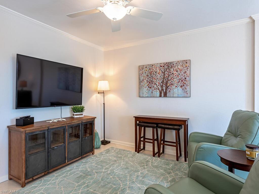 555 Park Shore DR B411