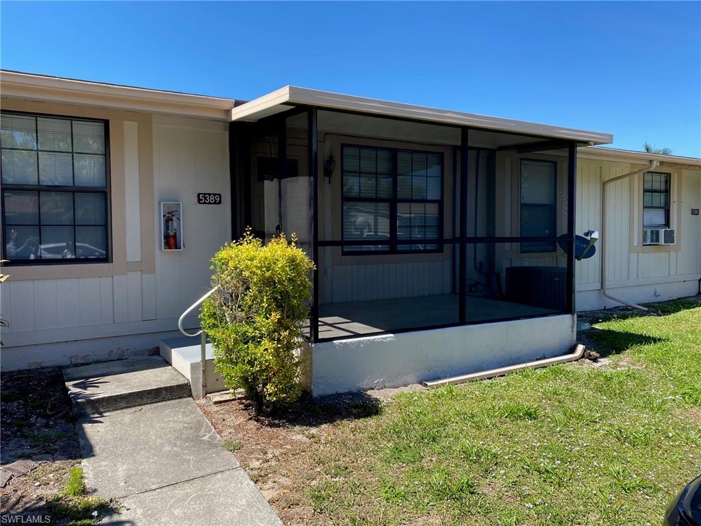 TREETOPS OF NAPLES - Residential