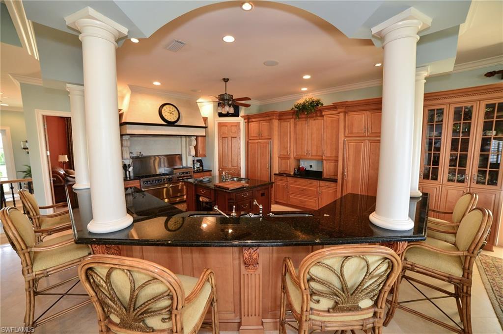 BAREFOOT BEACH - Residential