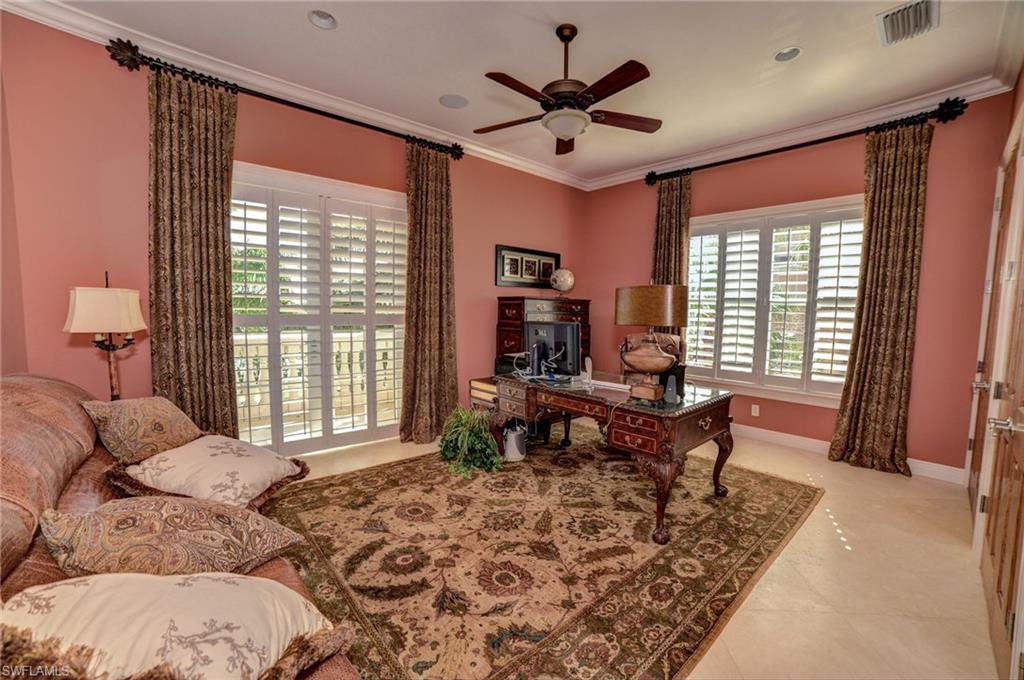 BAREFOOT BEACH - Residential