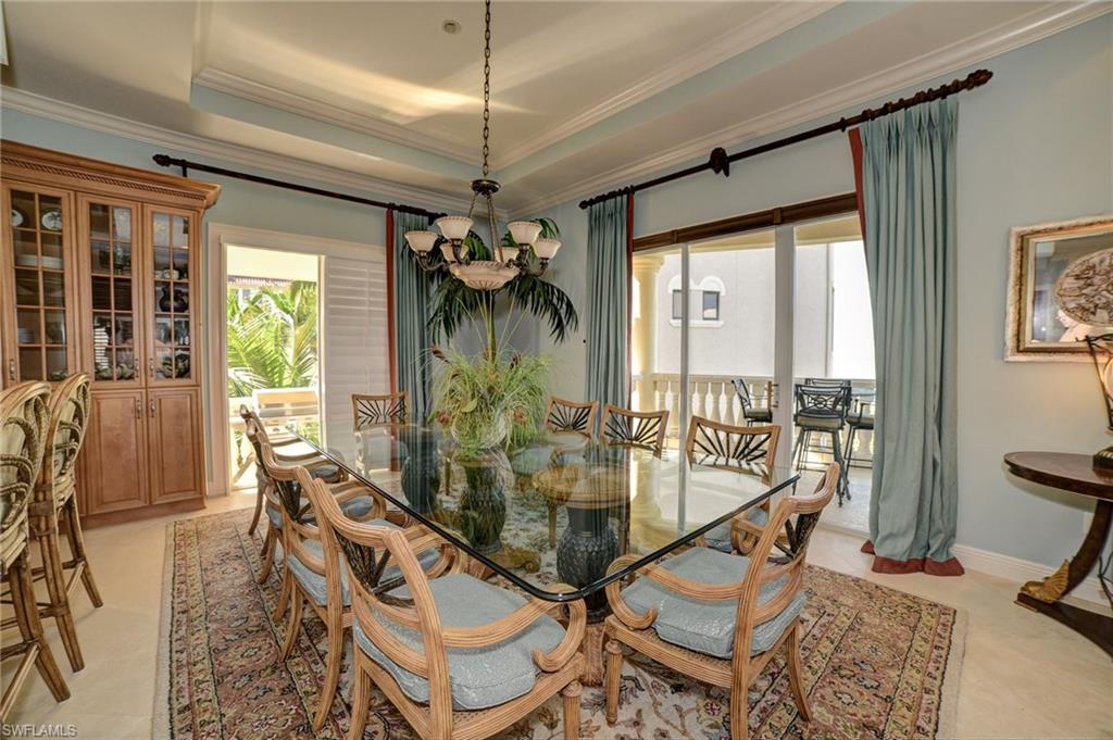 BAREFOOT BEACH - Residential