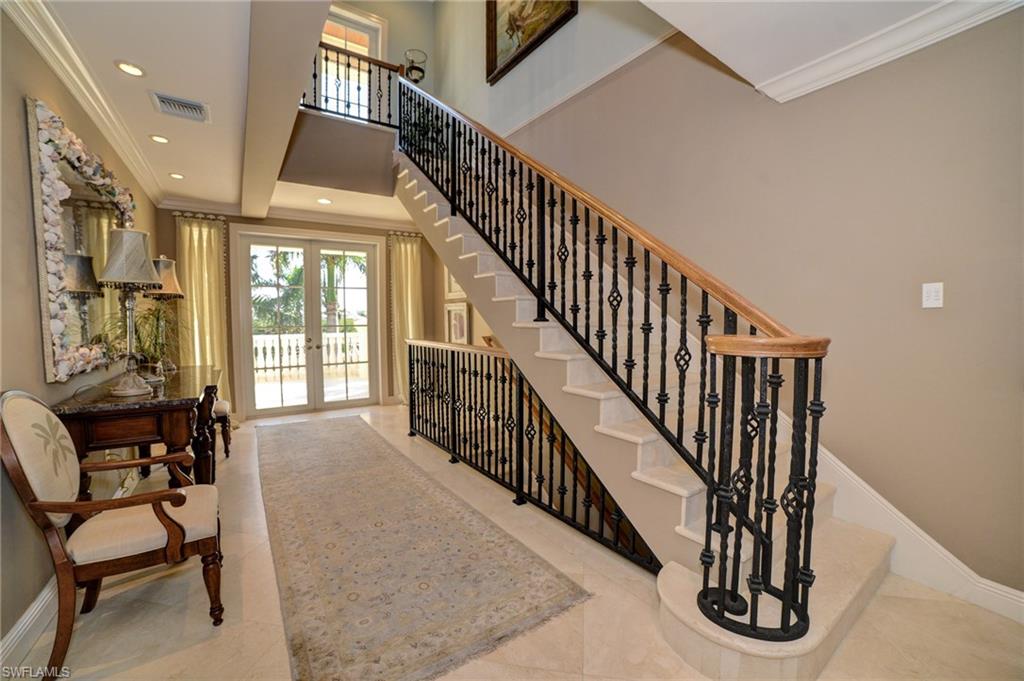 BAREFOOT BEACH - Residential