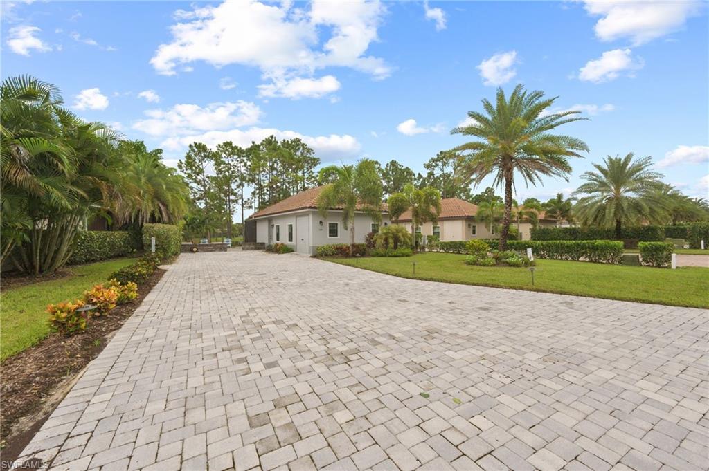 GOLDEN PALMS LUXURY MOTORCOACH RESORT - Land