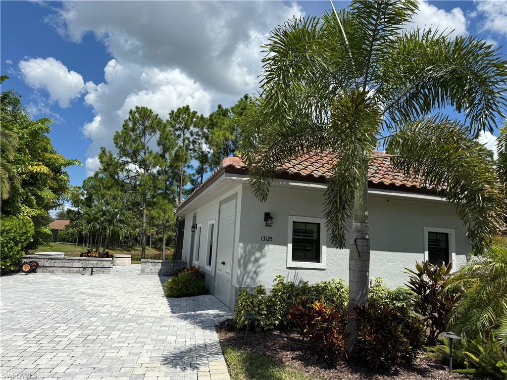 GOLDEN PALMS LUXURY MOTORCOACH RESORT - Land