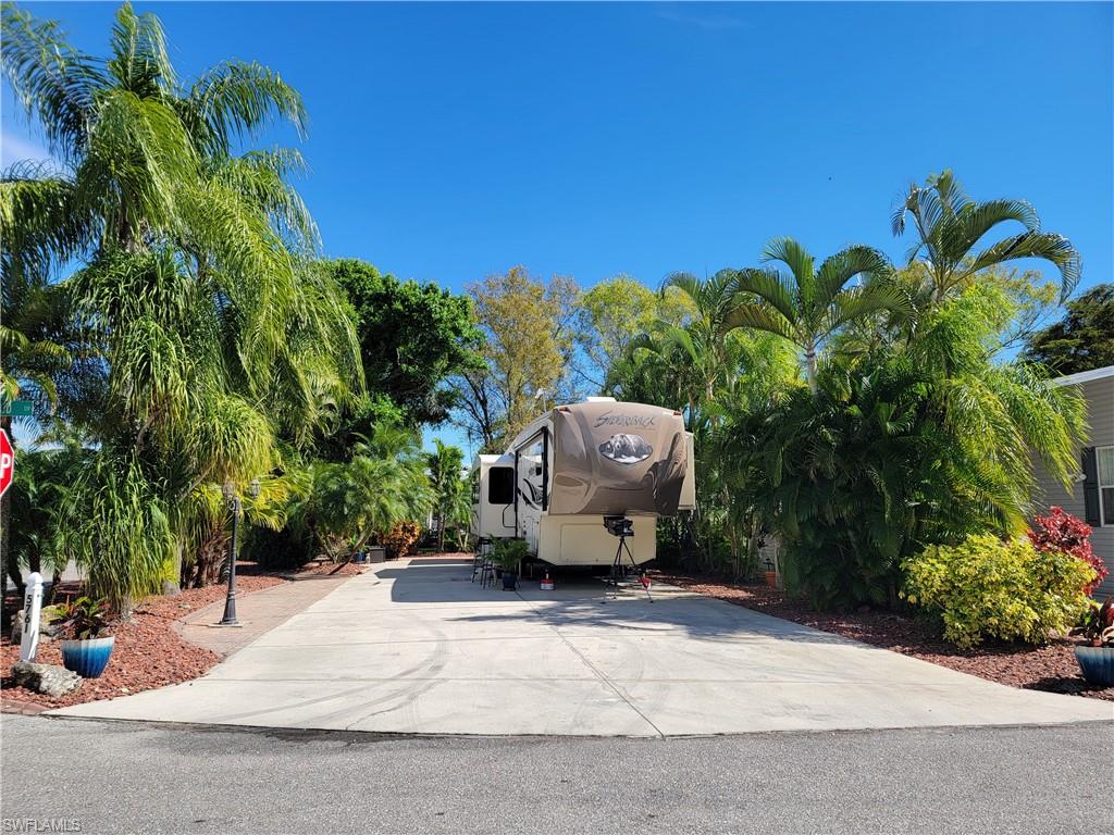 CYPRESS WOODS RV RESORT - Land