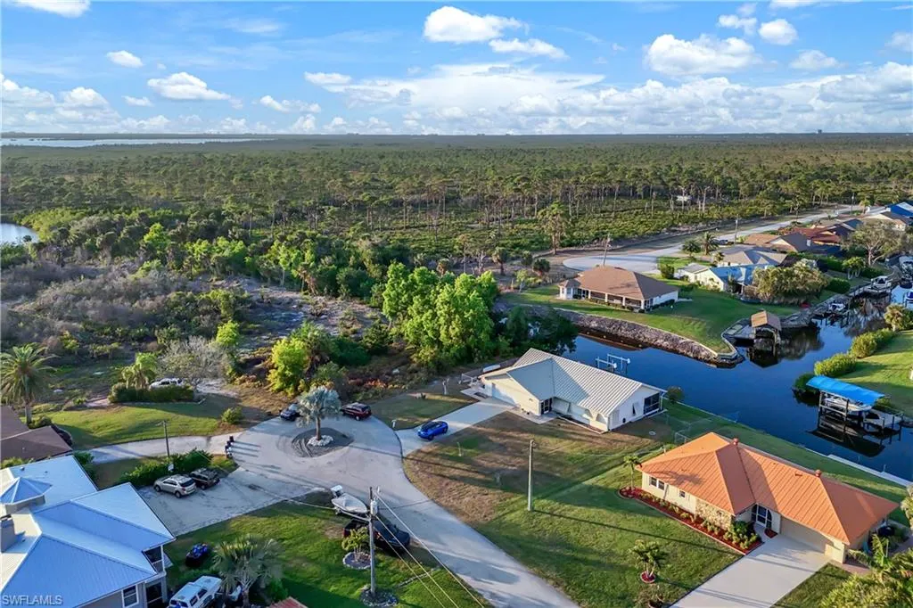 Estero, Florida 33928, United States, 3 Bedrooms Bedrooms, ,2 BathroomsBathrooms,Residential,Pending,10732