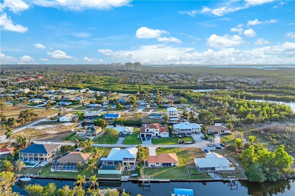 Estero, Florida 33928, United States, 3 Bedrooms Bedrooms, ,2 BathroomsBathrooms,Residential,Pending,10732